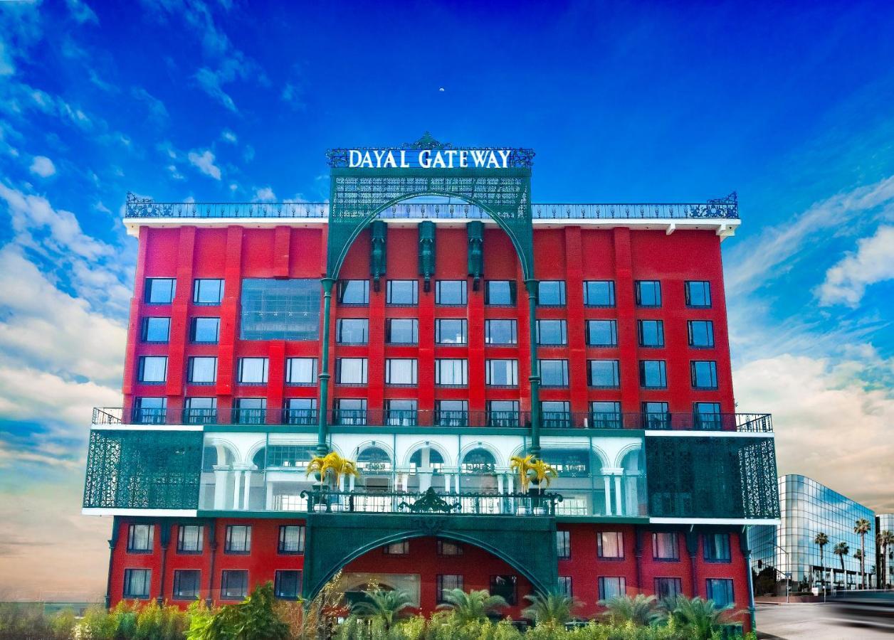 Dayal Gateway Hotel Lucknow Ngoại thất bức ảnh