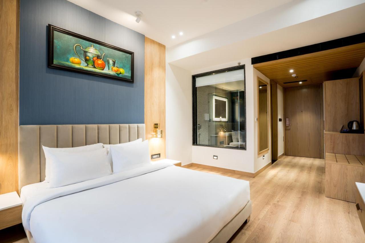 Dayal Gateway Hotel Lucknow Ngoại thất bức ảnh
