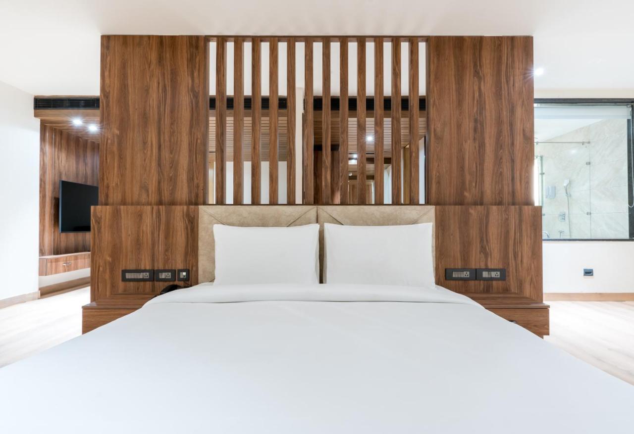 Dayal Gateway Hotel Lucknow Ngoại thất bức ảnh