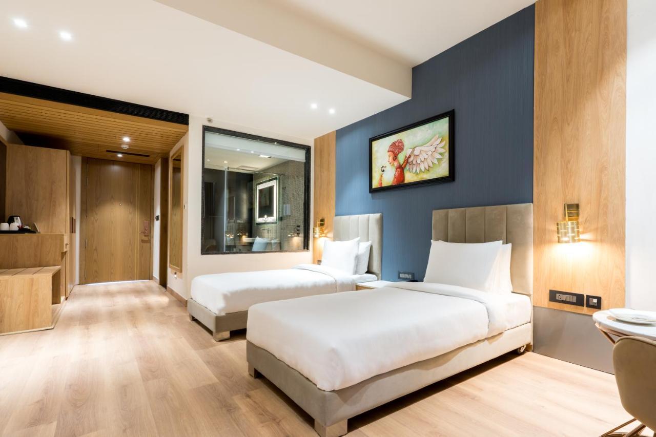 Dayal Gateway Hotel Lucknow Ngoại thất bức ảnh