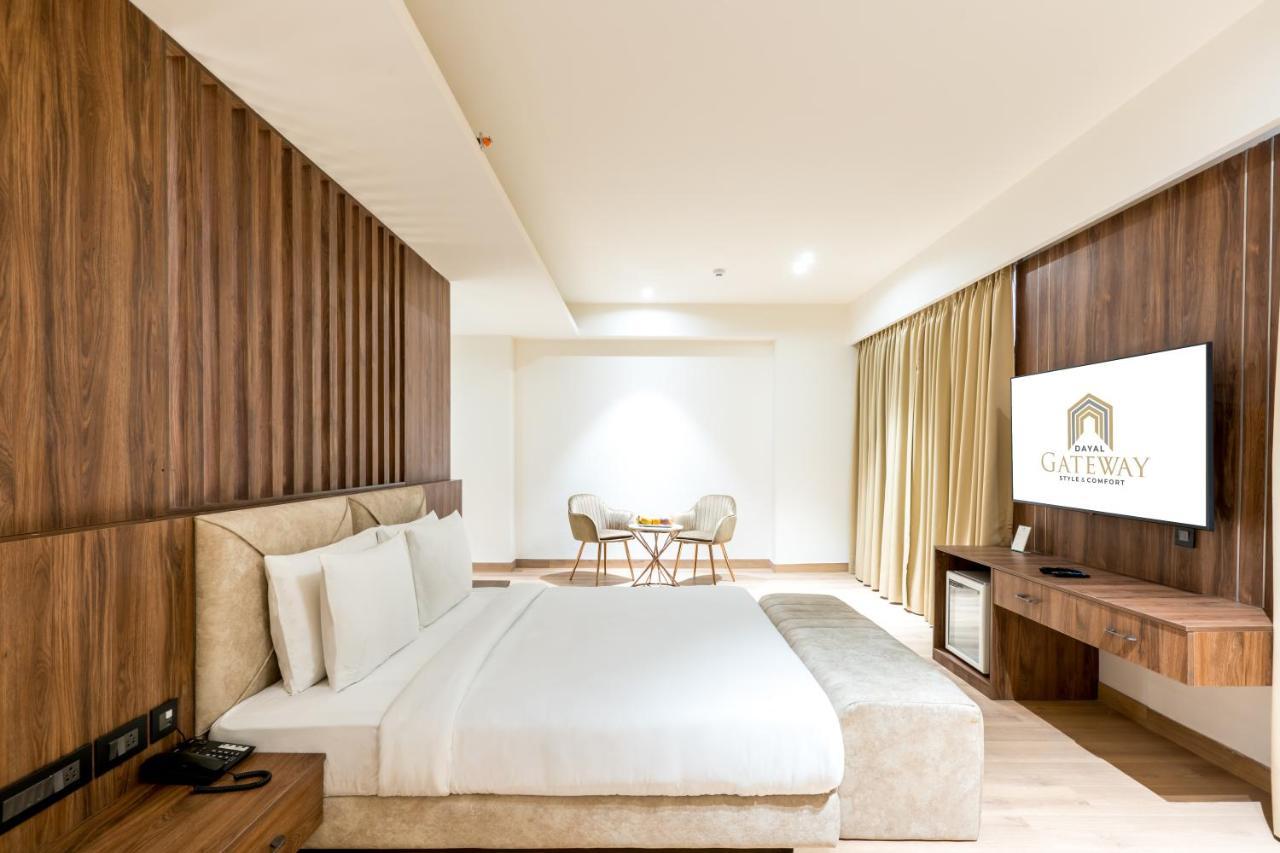 Dayal Gateway Hotel Lucknow Ngoại thất bức ảnh